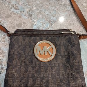 Michael kors wallet purse
